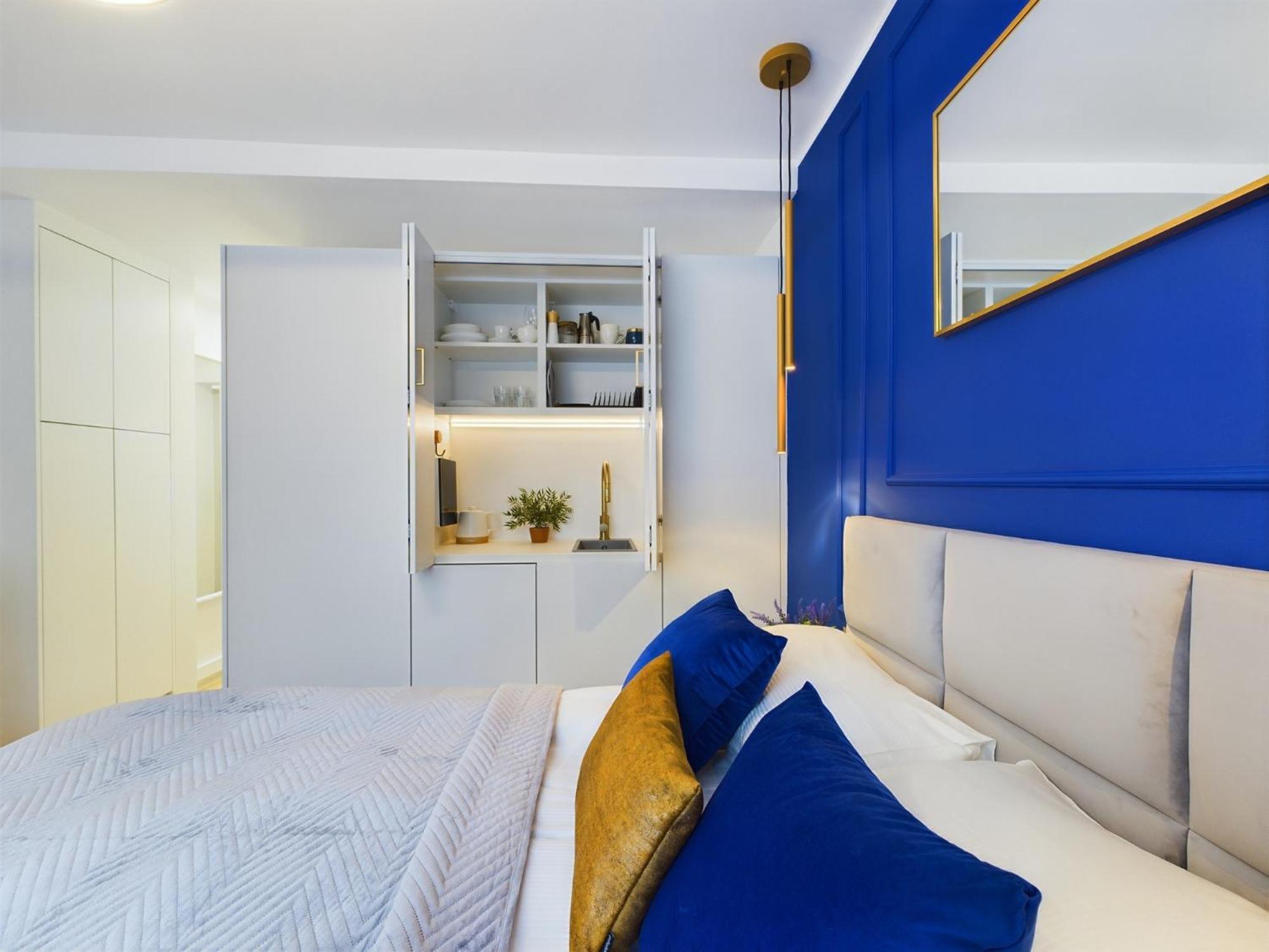 Appartement Unique For 2 People Wilanowska In By Renters